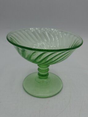 Imperial Glass TWISTED OPTIC Green Champagne/Tall Sherbet 3½”
